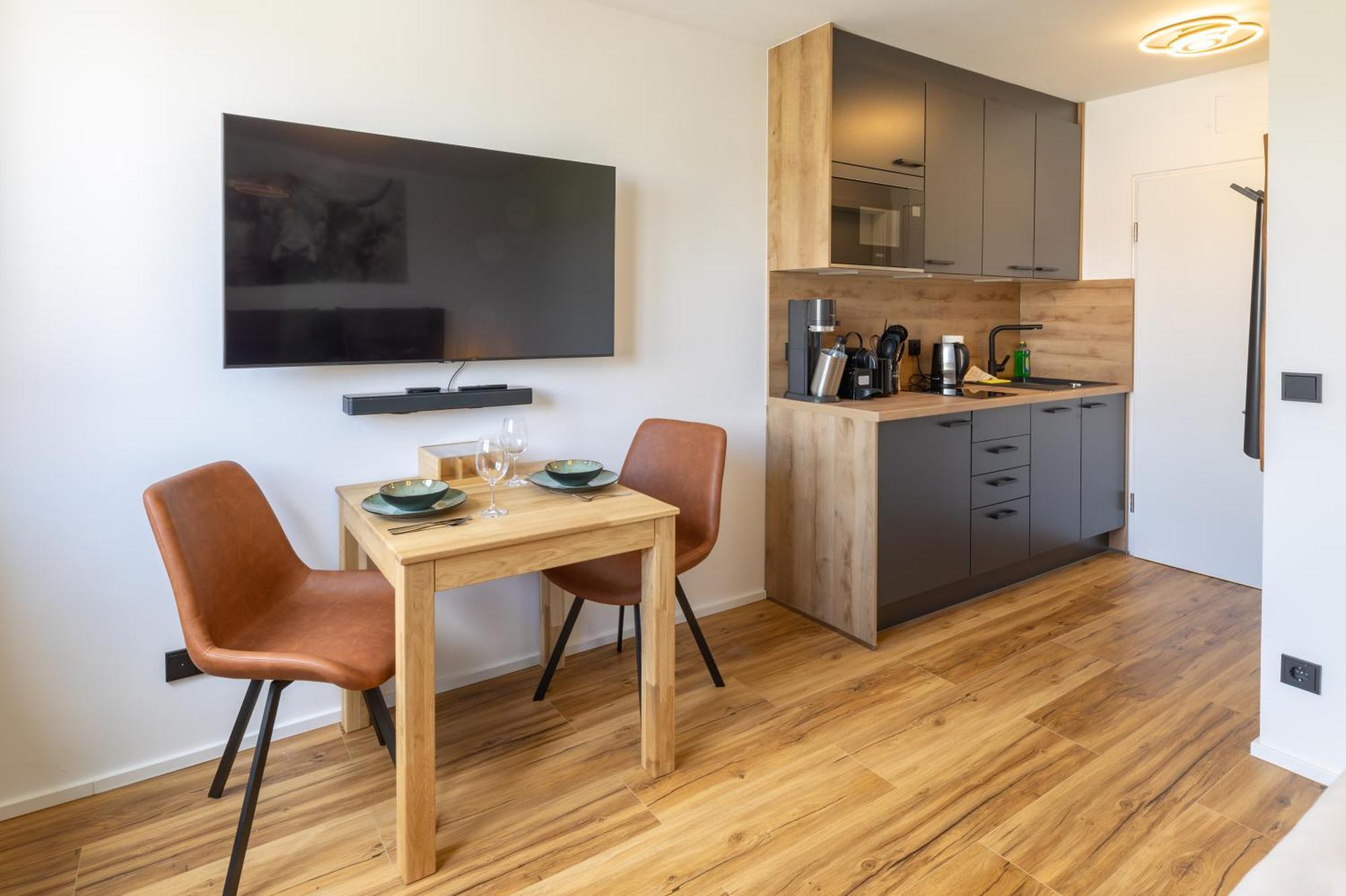 Sweethome - Super Zentral Und Modern, Kueche, Wifi Munchen Bagian luar foto
